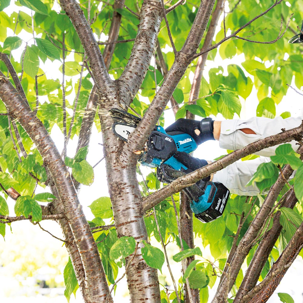 Chainsaw for branches MAKITA DUC101Z01 Blue  Black