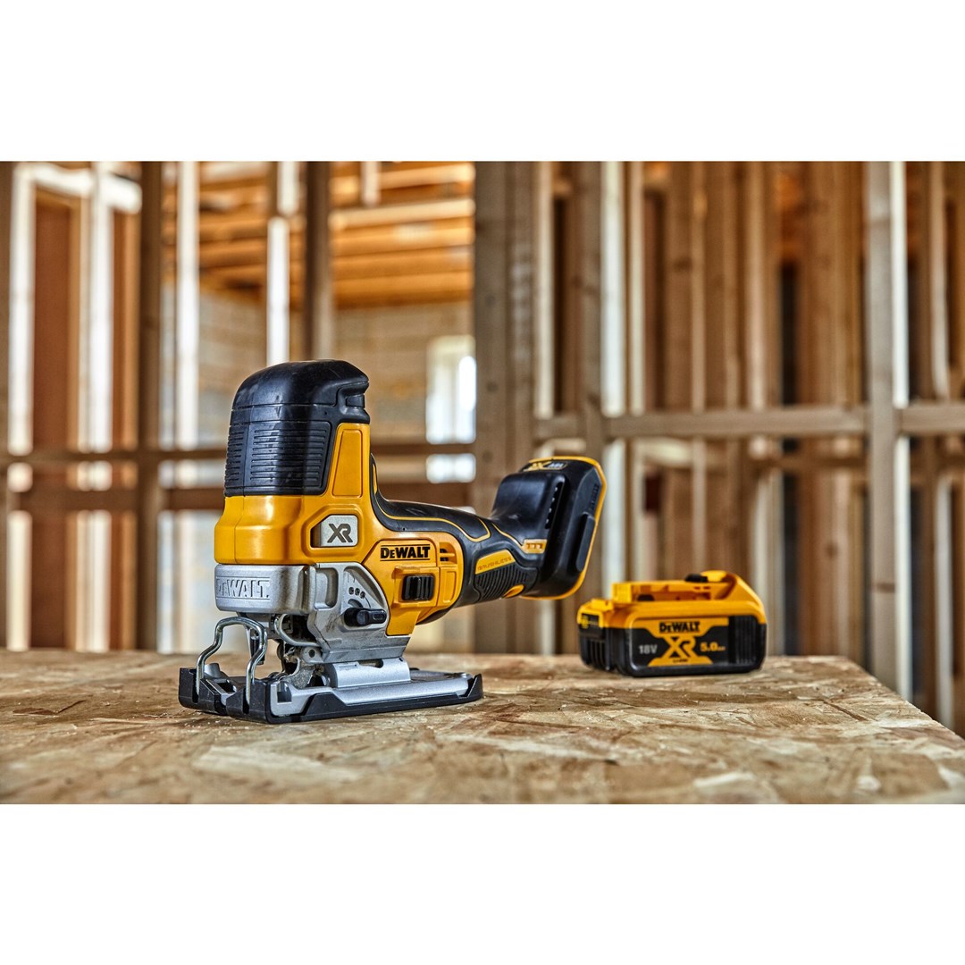 GRIP JIGSAW DEWALT DCS335N-XJ