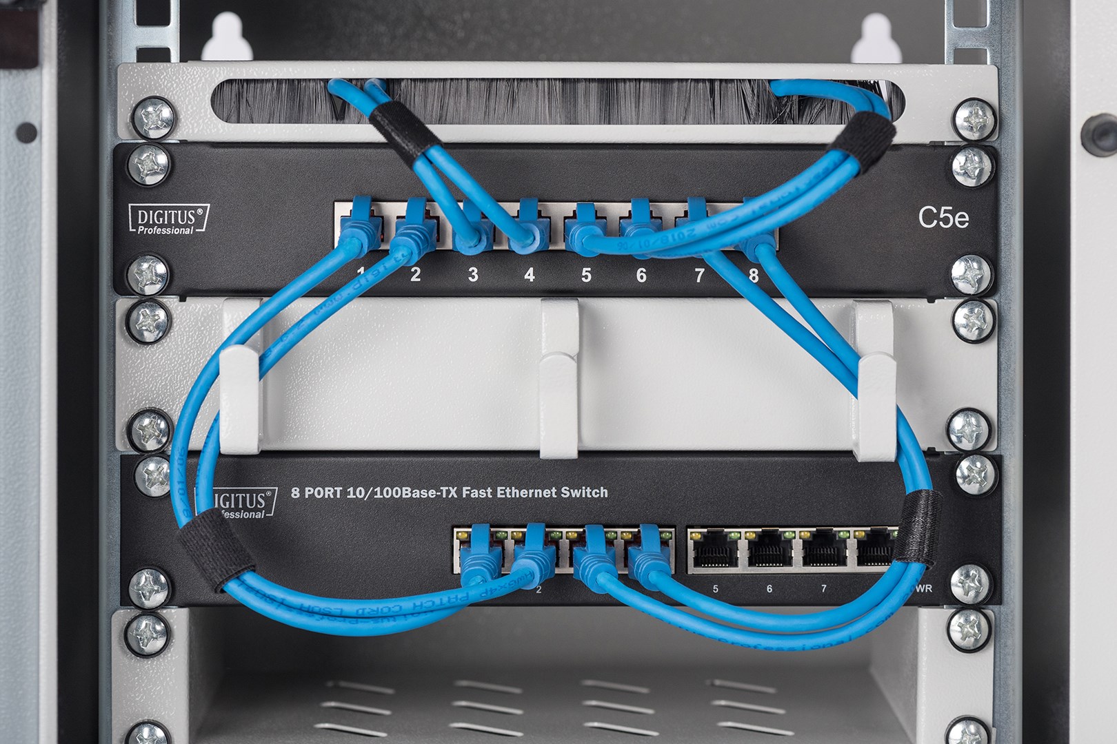 Digitus Wall-mounted housing 254 mm (10") - 312x300 mm (WxD)