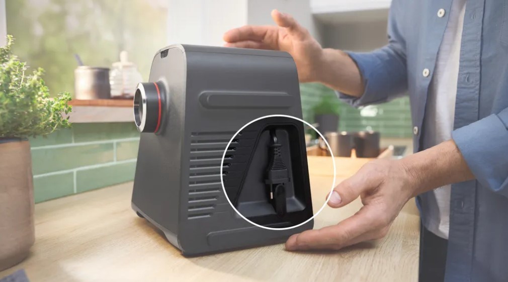 Bosch Serie 4 MFWS440B mincer 1900 W Black, Silver