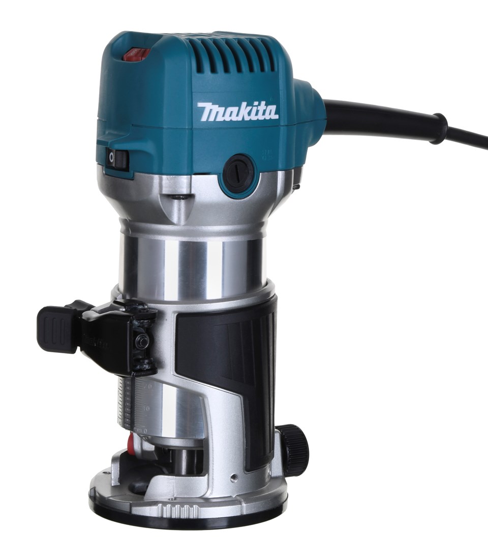 MAKITA RT0702CX2J El...