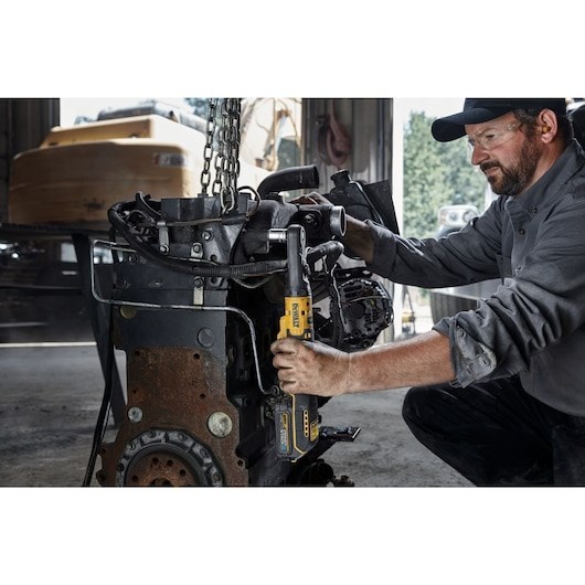 DEWALT Akku-Ratsche  3/8-1/2Z  18V / 1 7Ah