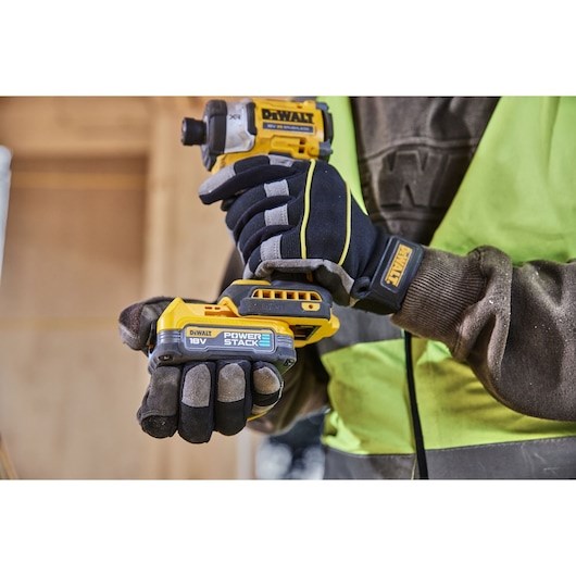 DeWALT DCF860N-XJ power screwdriver/impact driver 3800 RPM Black  Yellow