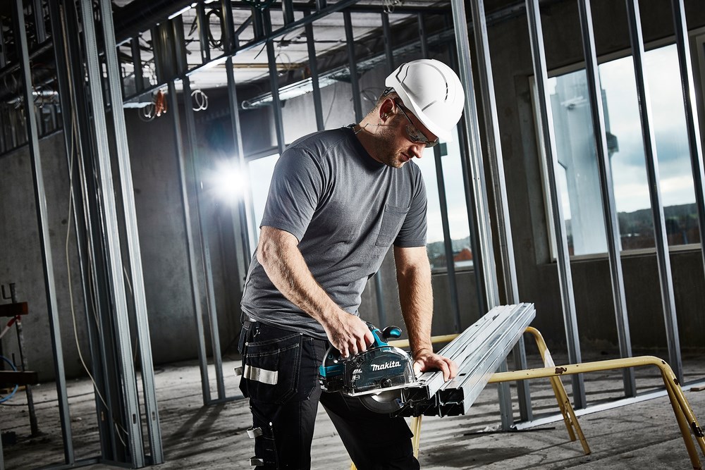 Makita DCS553Z portable circular saw 15 cm Black  Blue 4200 RPM