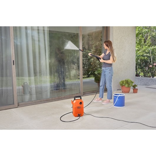 Black & Decker BEPW1300-QS pressure washer Compact Electric 312 l/h Orange