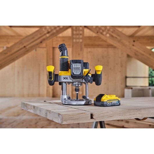 DeWALT DCW620H2-QW router/trimmer Black  Yellow 23000 RPM