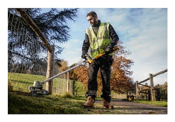 DeWALT DCMST561N-XJ brush cutter/string trimmer 35 cm Battery Black  Yellow