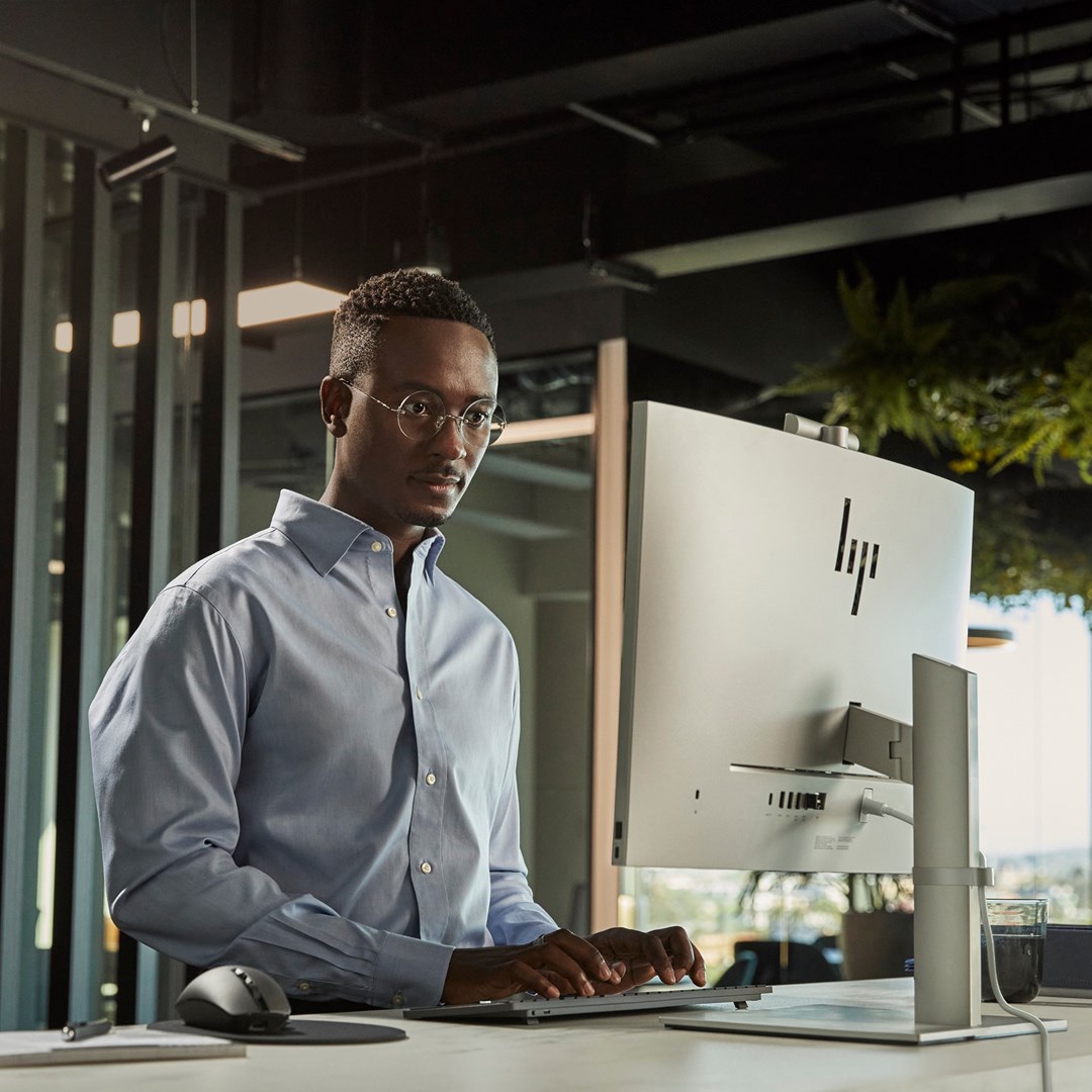 HP EliteOne 870 G9 Intel® Core™ i5 i5-13500 68.6 cm (27") 1920 x 1080 px 16 GB DDR5-SDRAM 512 GB SSD All-in-One PC Windows 11 Pro Wi-Fi 6E (802.11ax) Silver