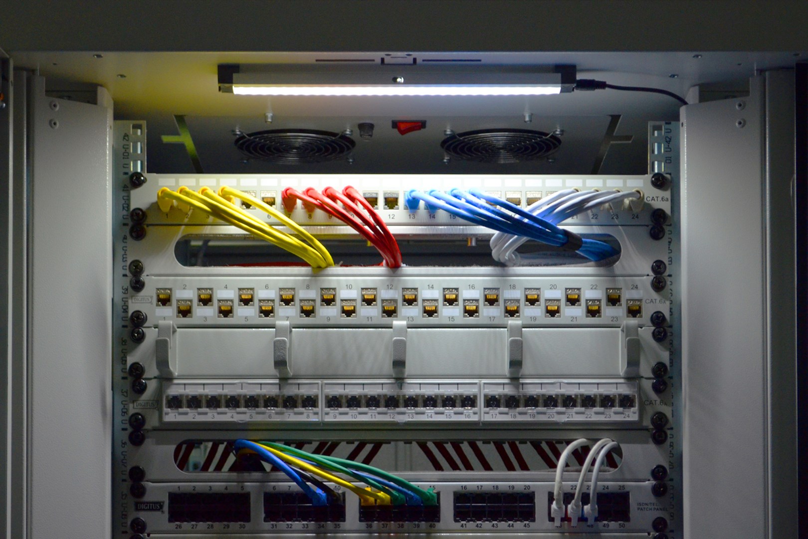 DN-19 LIGHT-3