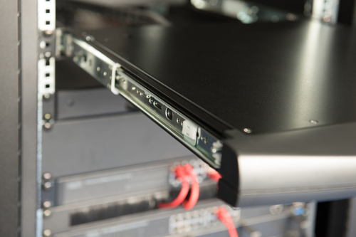 Digitus 17" HD LCD KVM console, 8-port Cat 5, German keyboard