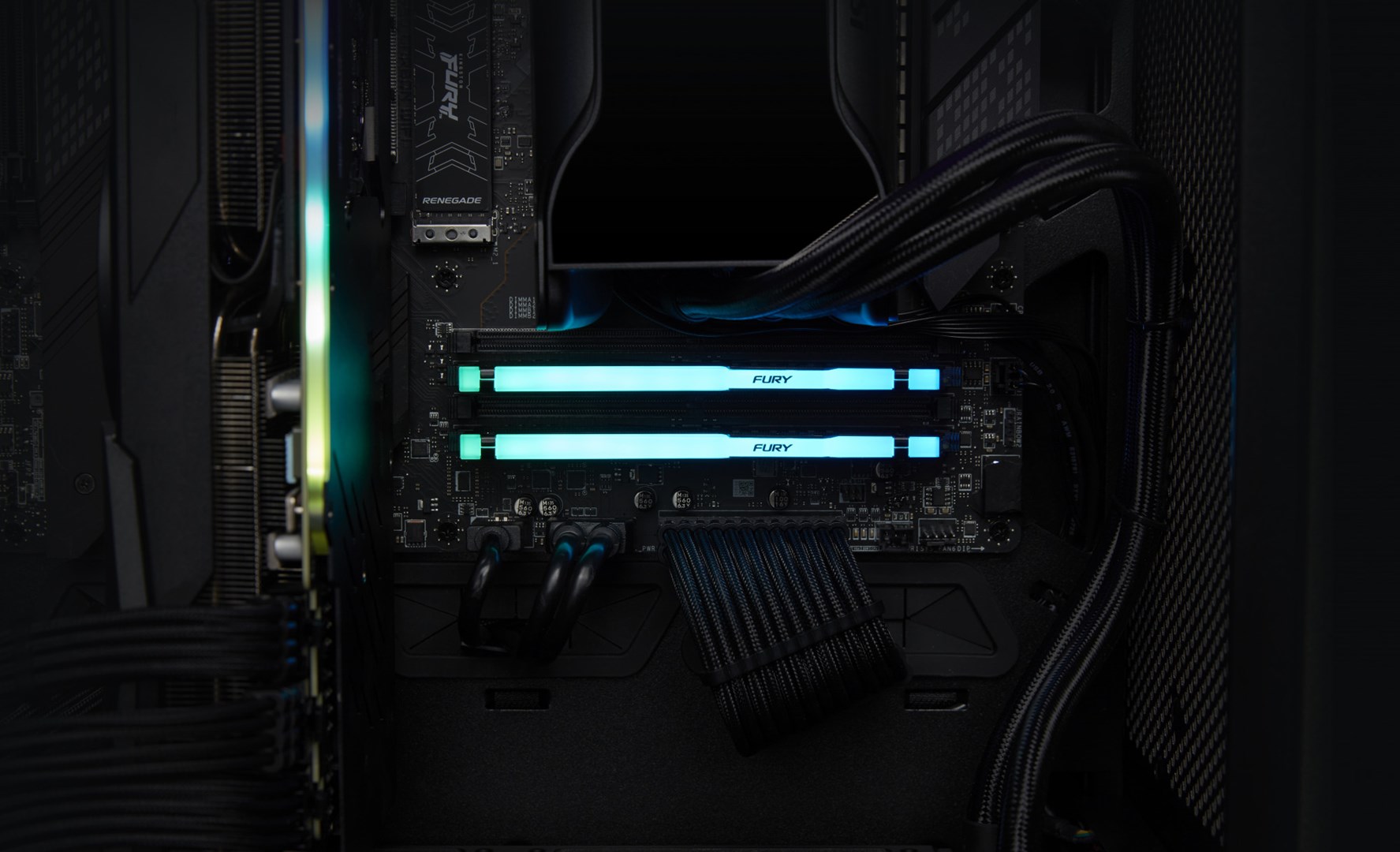 Kingston Technology FURY Beast 32GB 5200MT/s DDR5 CL40 DIMM (Kit of 2) RGB