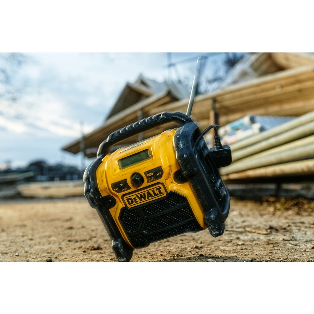 DeWALT DCR020-QW radio Portable Digital Black  Yellow