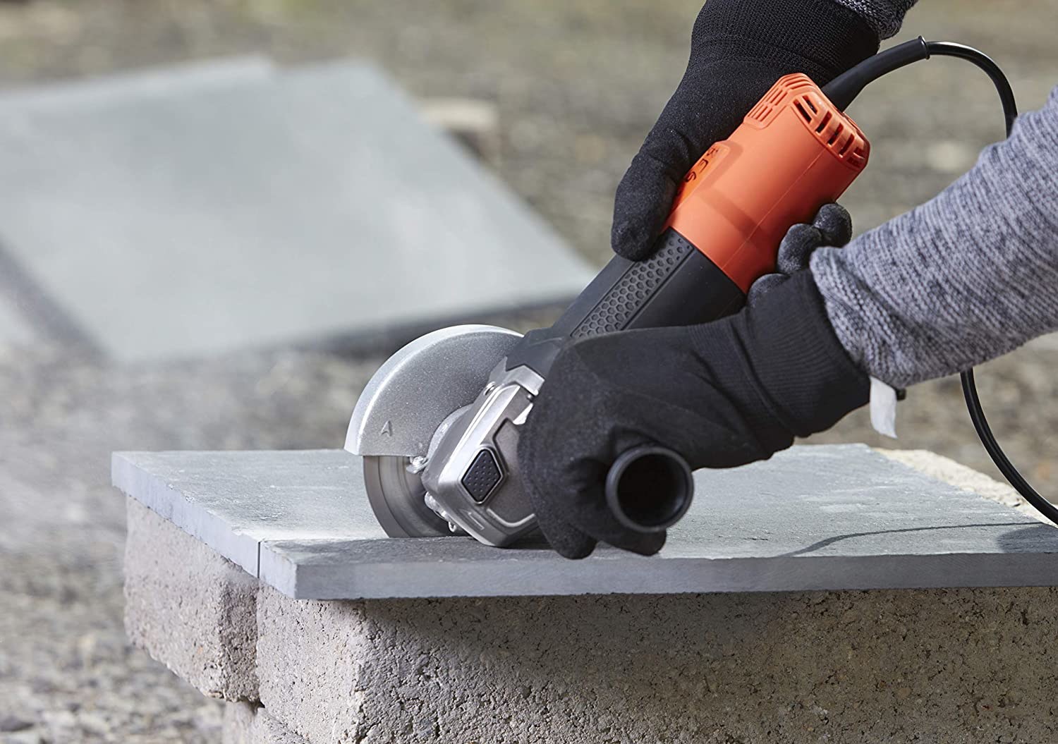 Black & Decker BLACK+DECKER BEG210-Qs Meuleuse d'Angle Poignée 3 Positions 900 W Noir 115 mm