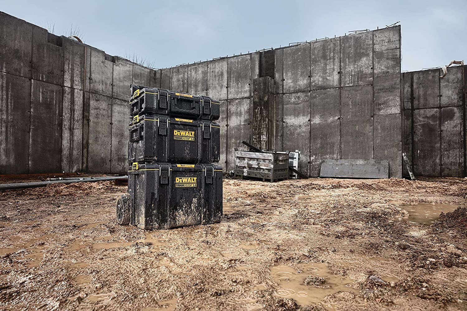 DEWALT SKRZYNIA TOUGH SYSTEM 2 0 3w1 DWST83402-1