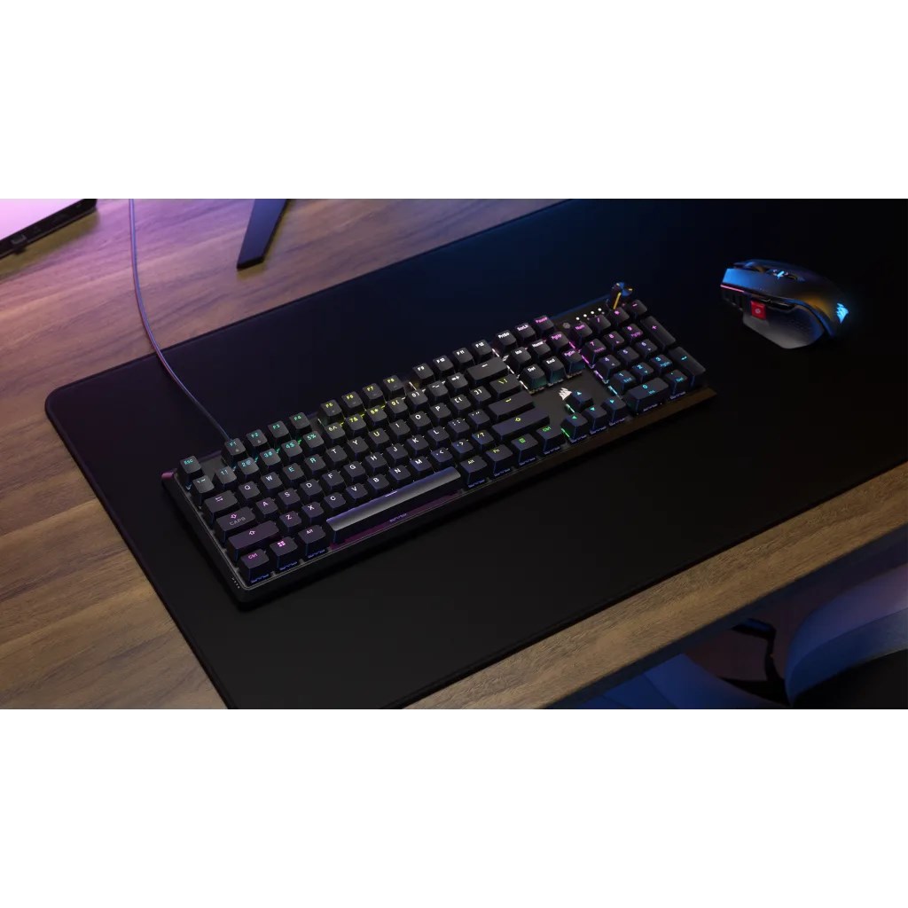 Corsair K70 keyboard Gaming USB Black