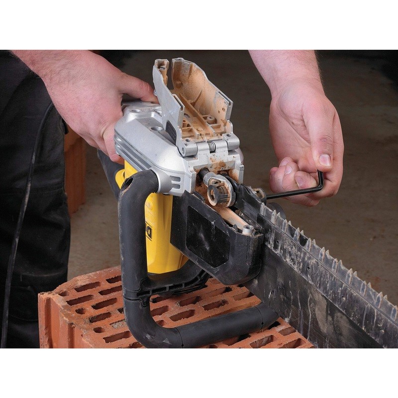 DeWALT DWE398 alligator saw 430 MM 1700 W