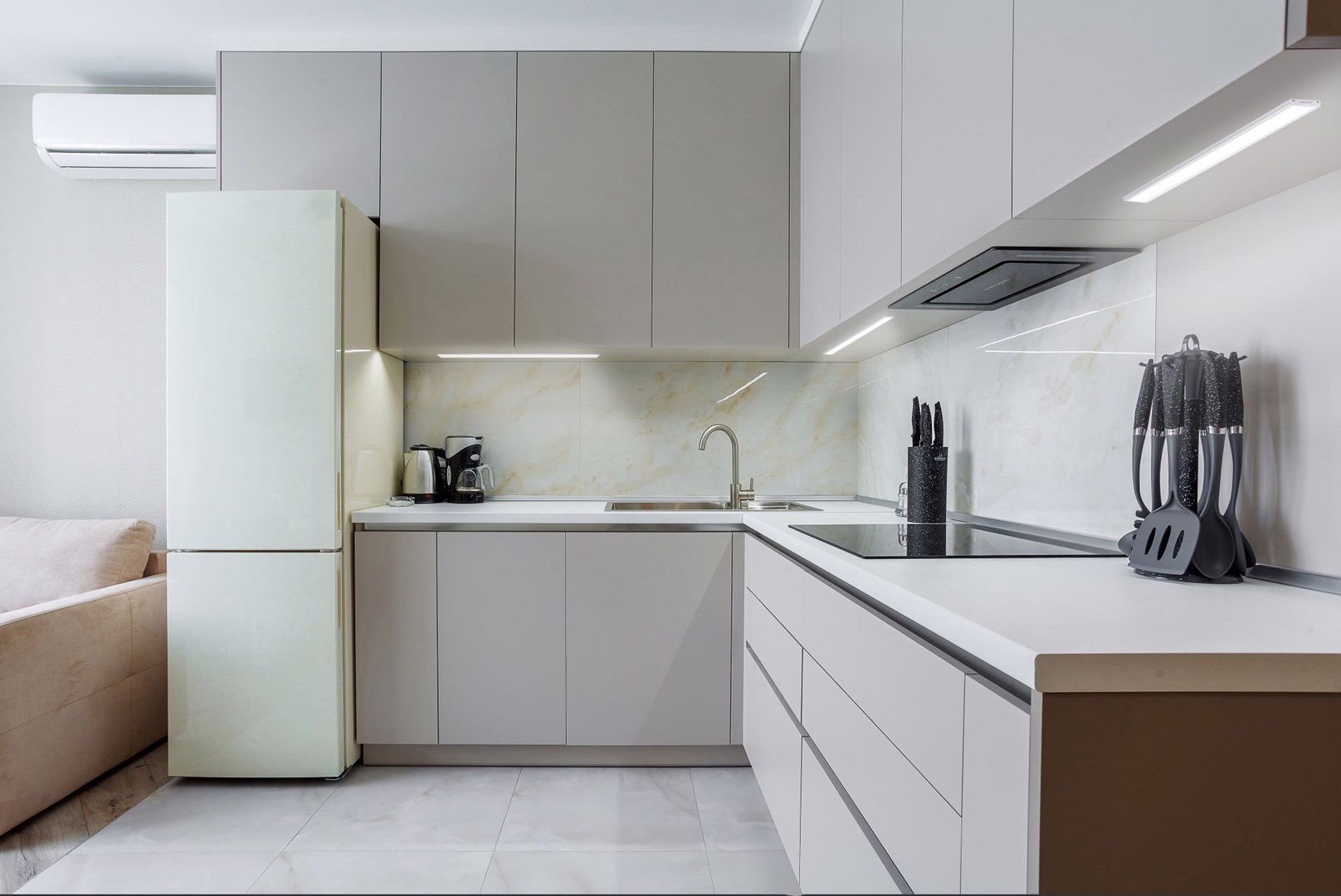 Activejet Set of LED under-cabinet lamps AJE-DRACO