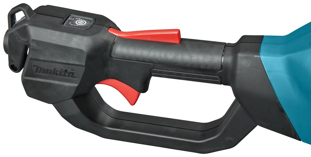 Makita DUA300PT2 power pole saw 6.8 kg