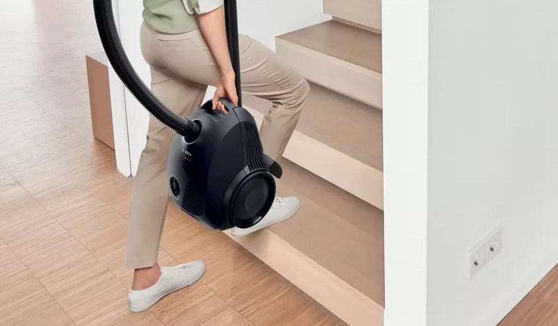 Bosch Serie 2 BGBS2LB1 vacuum 3.5 L Cylinder vacuum Dry 600 W Dust bag