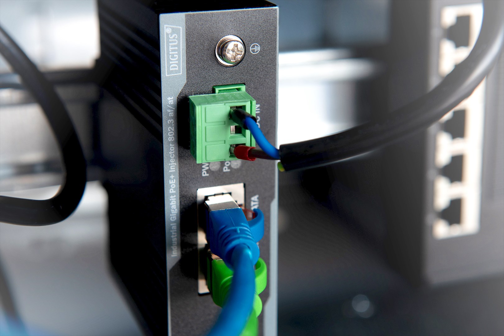 Digitus Industrial Gigabit Ethernet PoE+ Injector, 802.3 af/at, 60 W