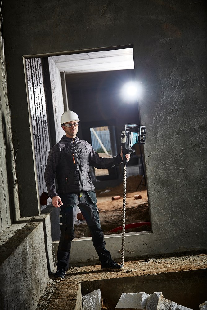 Hammer SDS MAX 2x18V DHR400ZKUN 8J WITHOUT BATTERY AND CHARGER