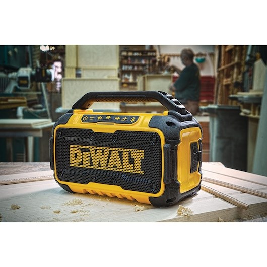 Speaker Dewalt DeWalt DCR011 XJ  speaker (yellow/black  Bluetooth  jack  USB)