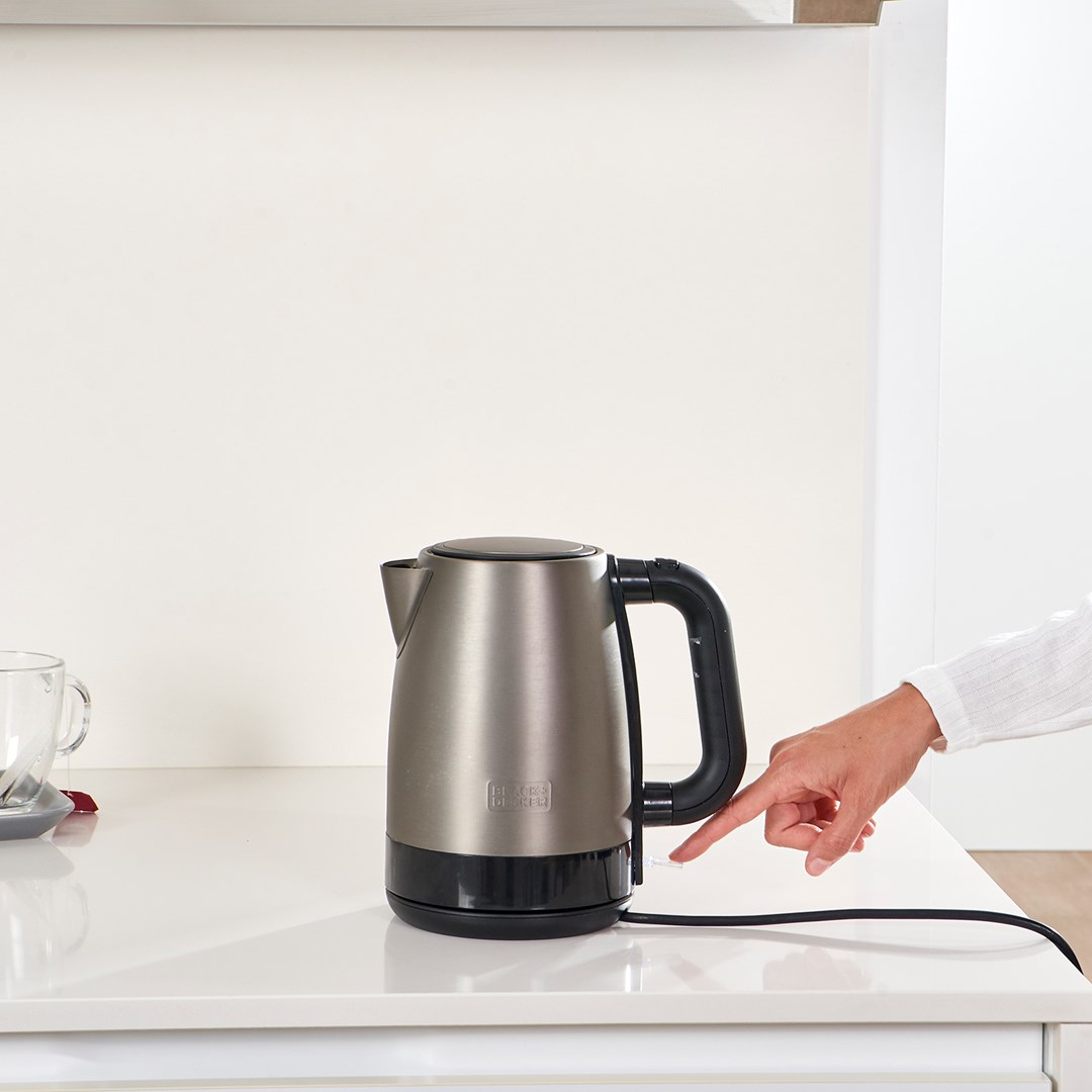 Black+Decker electric kettle BXKE2201E