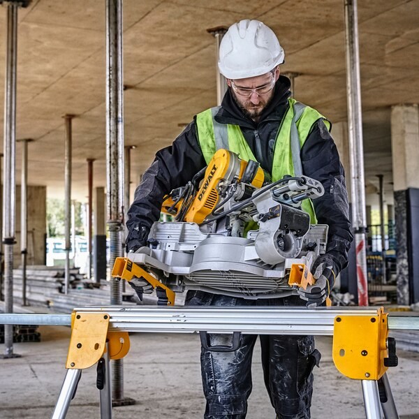DeWALT DE7033 mitre saw stand 4 leg(s)