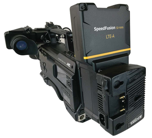 Peplink SpeedFusion Engine Cam Cellular network modem/router