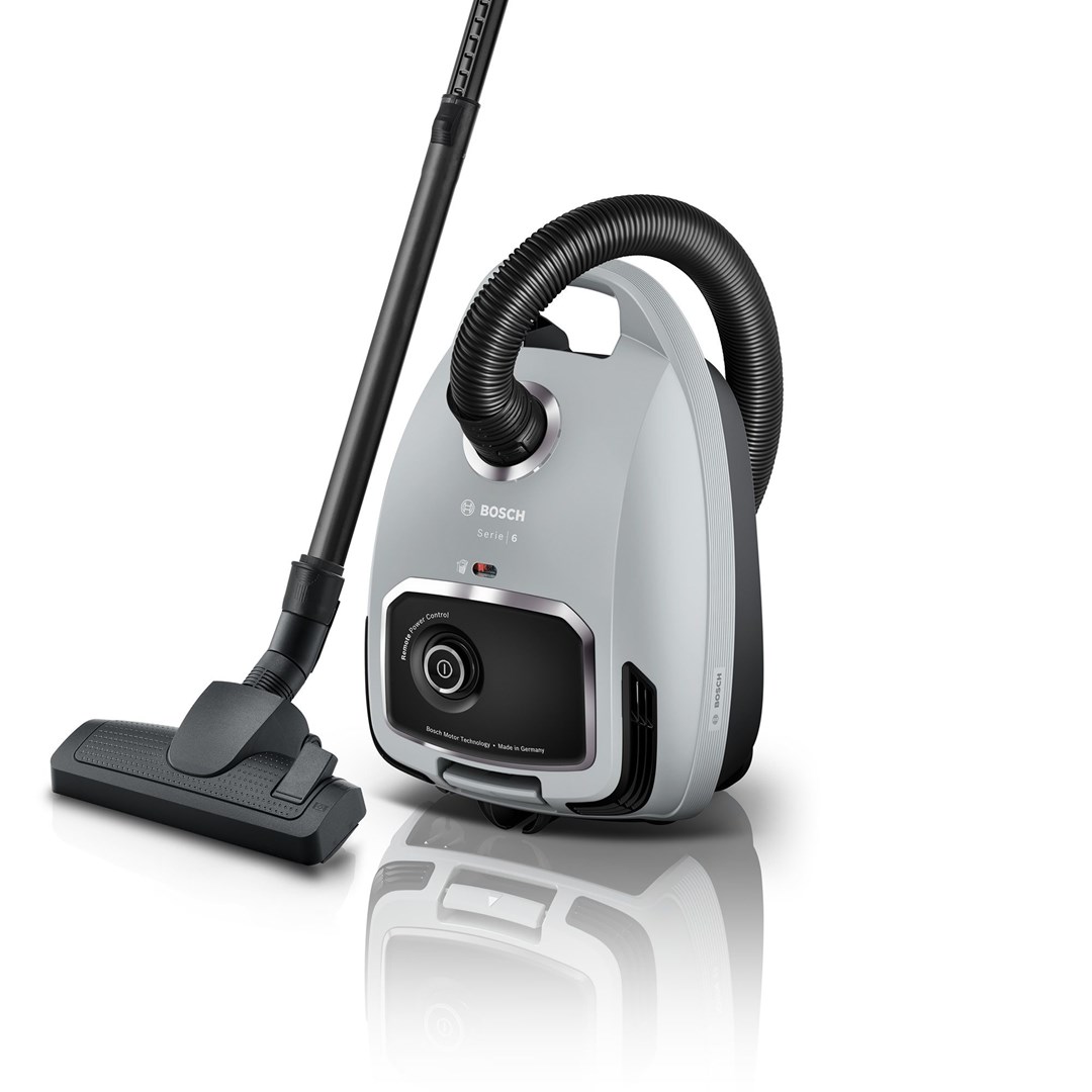 Bosch Serie 6 BGB6X330 vacuum 4 L Cylinder vacuum Dry 600 W Dust bag