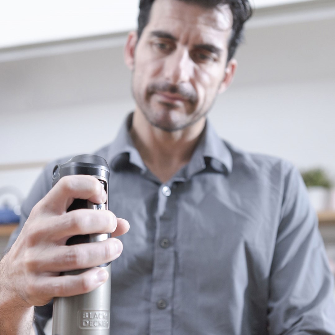 Hand blender Black+Decker BXHBA1200E