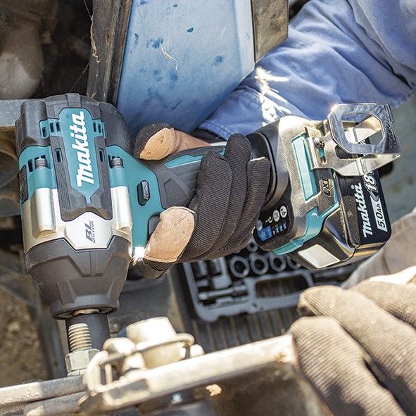 Makita DTW700RTJ not categorized