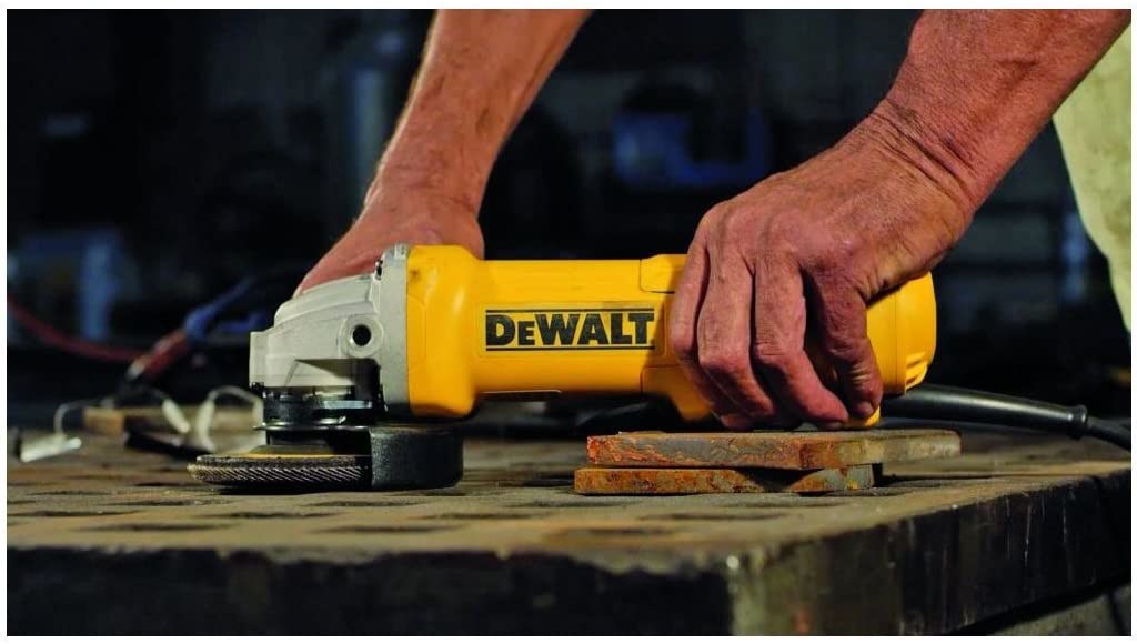 DeWALT DWE4233 angle grinder 12.5 cm 2.2 kg
