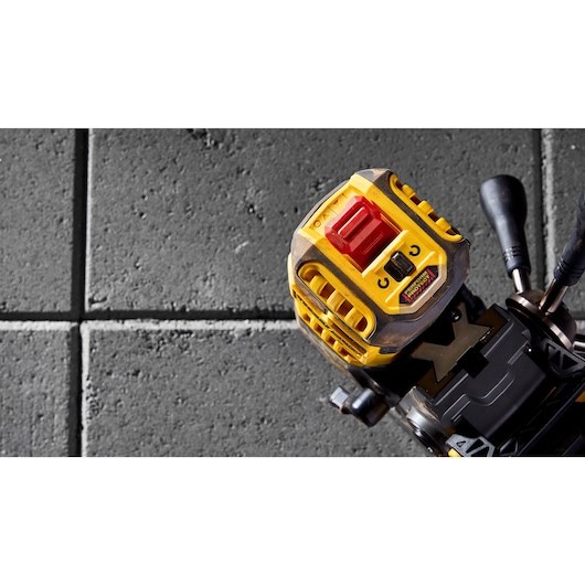 DeWALT DCD1623N-XJ drill Yellow