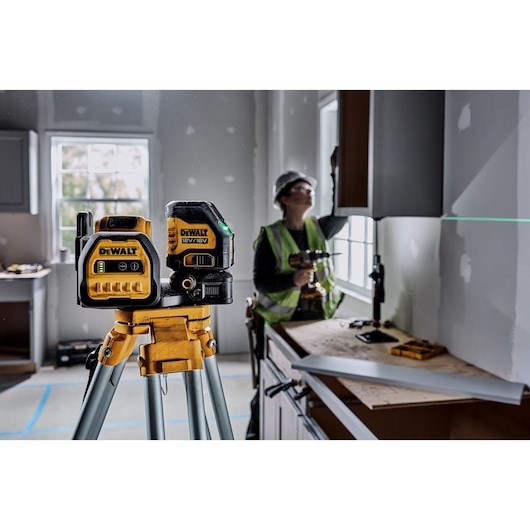 DEWALT Kreuzlinien-Laser Gruen  18V
