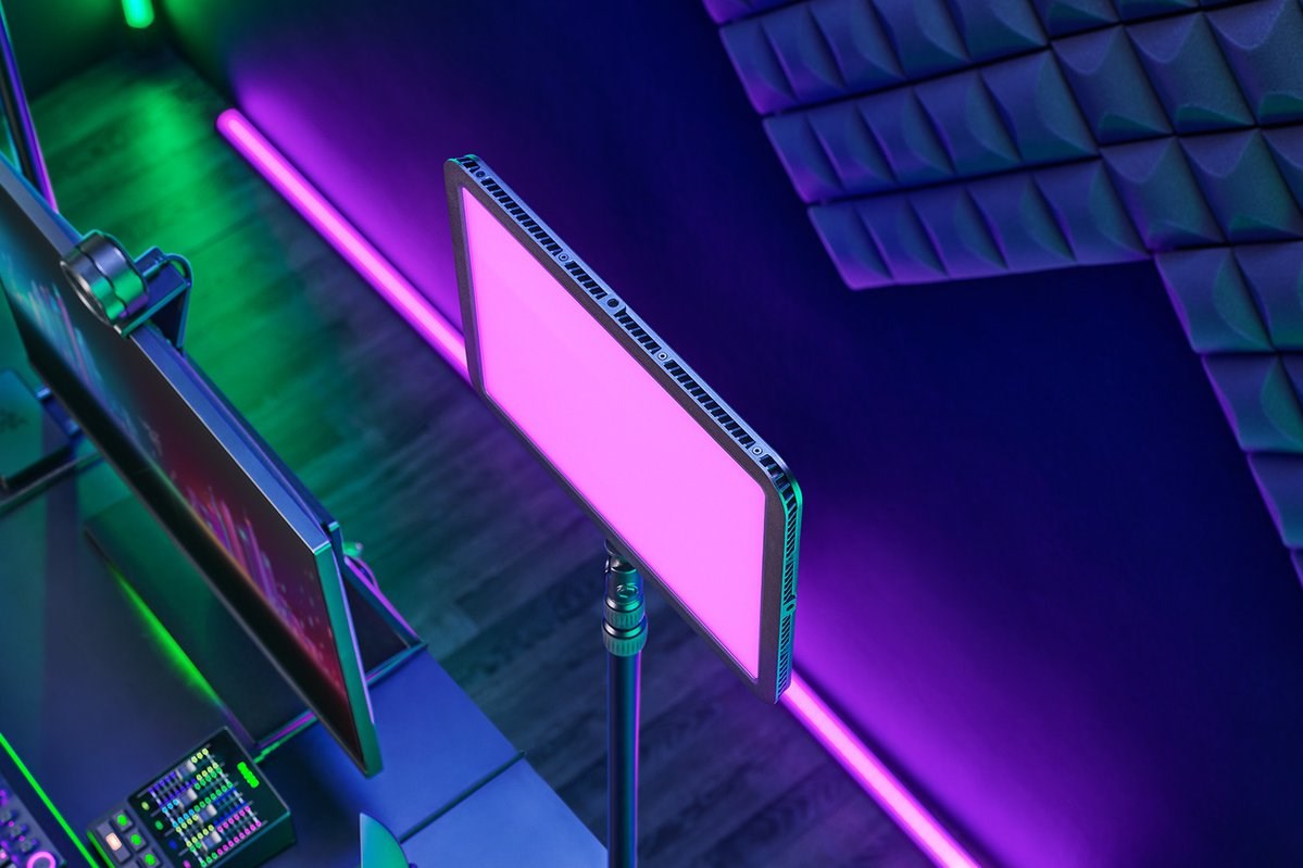 Razer Key Light Chroma lighting panel
