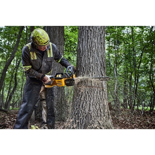 DEWALT. PILARKA ŁAŃCUCHOWA 54V 50cm DCMCS575N
