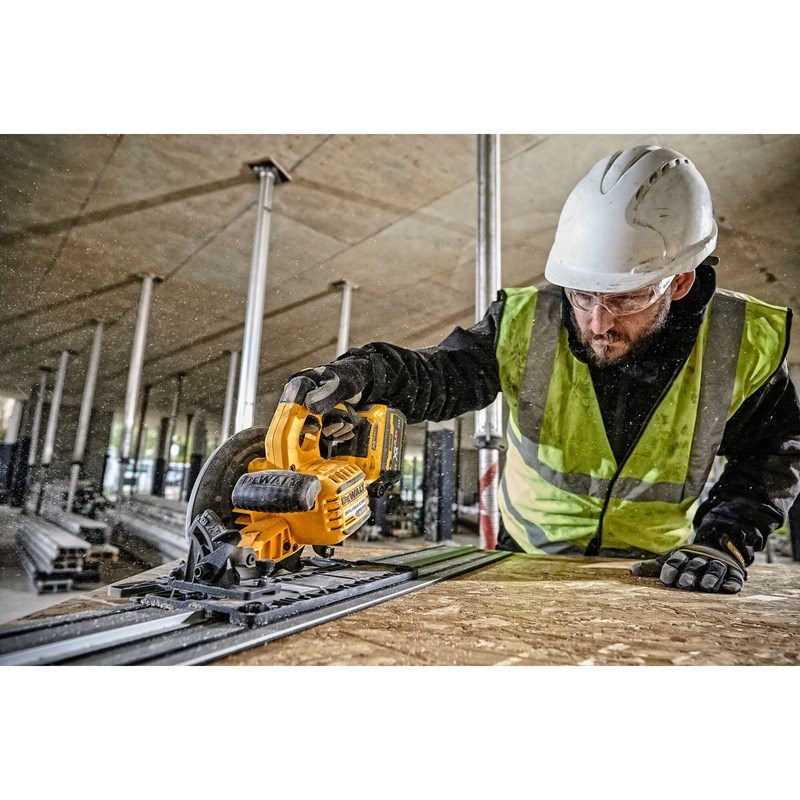 DeWALT DCS579NT-XJ portable circular saw 19 cm Black  Grey  Yellow 5800 RPM