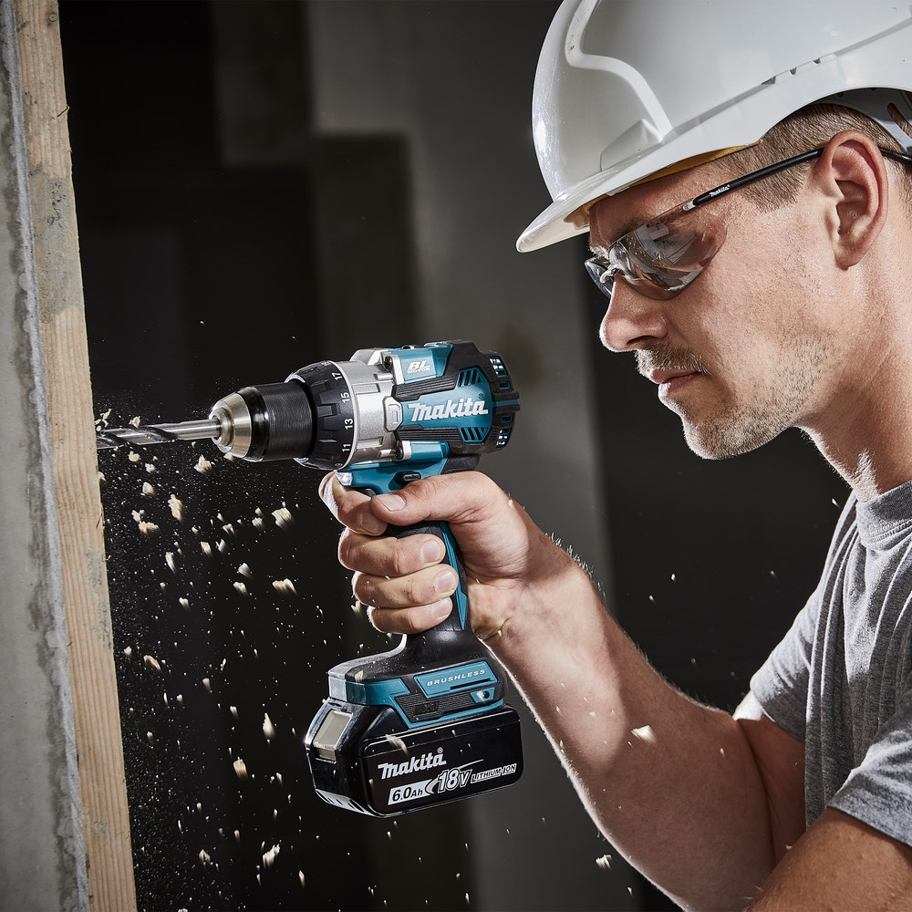 MAKITA. SCREWDRIVER UD.18V DHP489RTJ 73/40Nm 2x5 0Ah