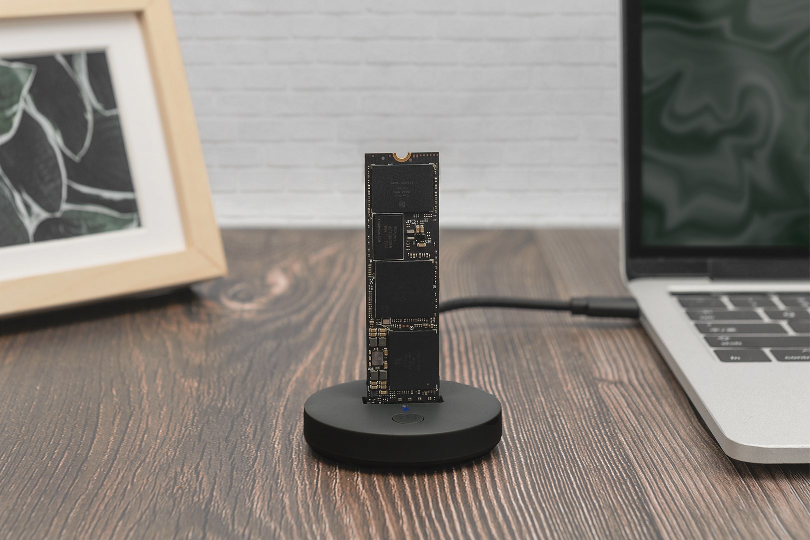 Digitus M.2 NVMe/SATA docking station