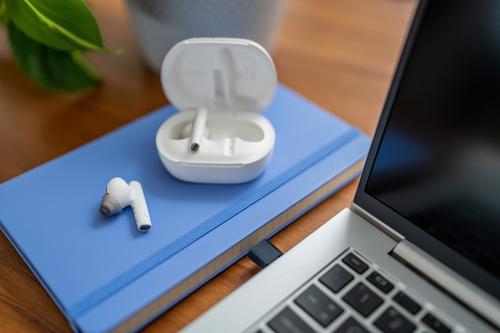 Poly Voyager Free 60/60+ White Earbuds (2 Pieces)